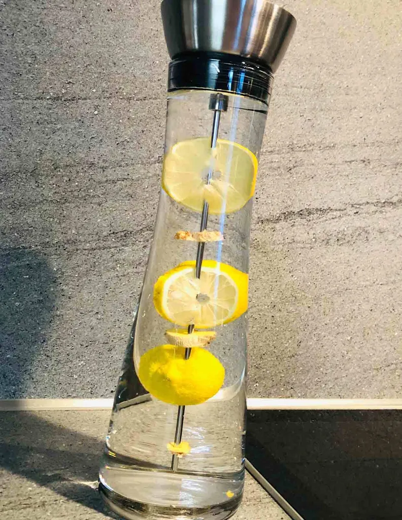 Flirt By R & B Glaskaraffe LENO Mit Fruchtspieß 1,3 Liter – Bild 5