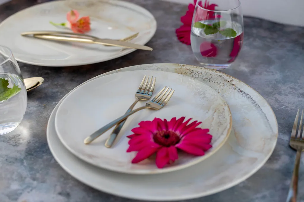 Mäser 931949 Tafelservice Ossia Für 6 Personen, Steinzeug, Weiß/beige (1 Set, 18-teilig) – Bild 9